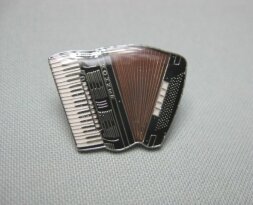 pin - accordion black/red