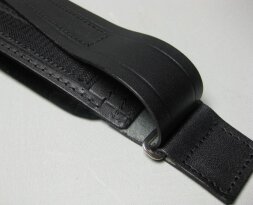 Courroie harmonica - IT323/b Velcro noir  40-45 cm