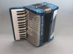 Weltmeister child accordeon