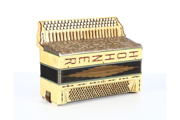 Hohner Knopf / Klavierakkordeon